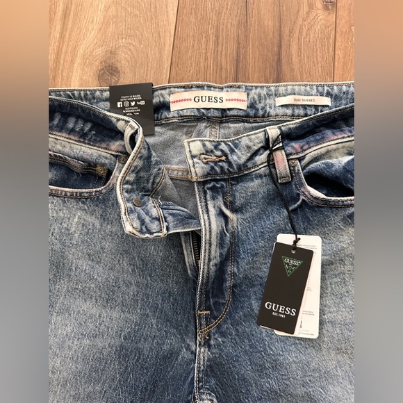 Guess Men’s Slim Taper Jeans - Picture 3 of 8